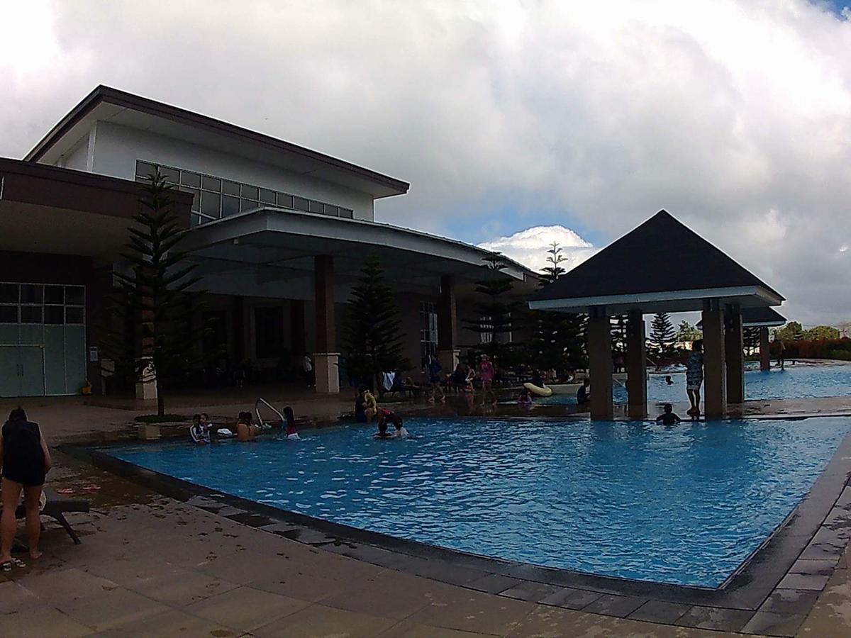 Holy Family Condo At Wind Residences,Tagaytay Tagaytay City Exterior foto